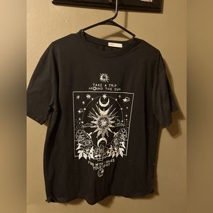 small oversized black t shirt